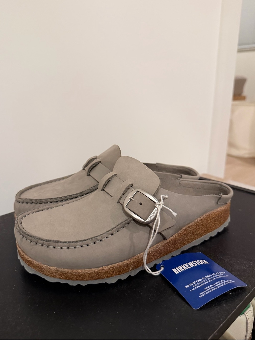 Birkenstock Bucklely Women’s Clogs in gray